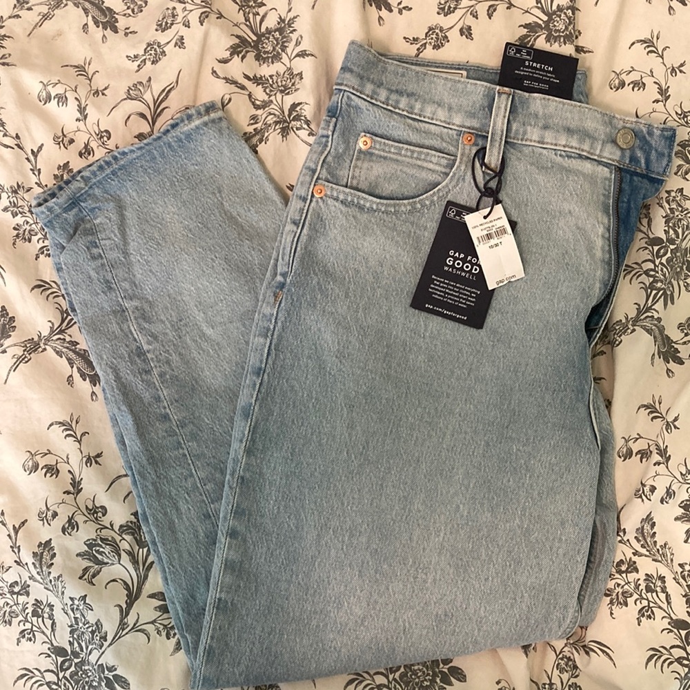 Womens “Mom Jean” NWT